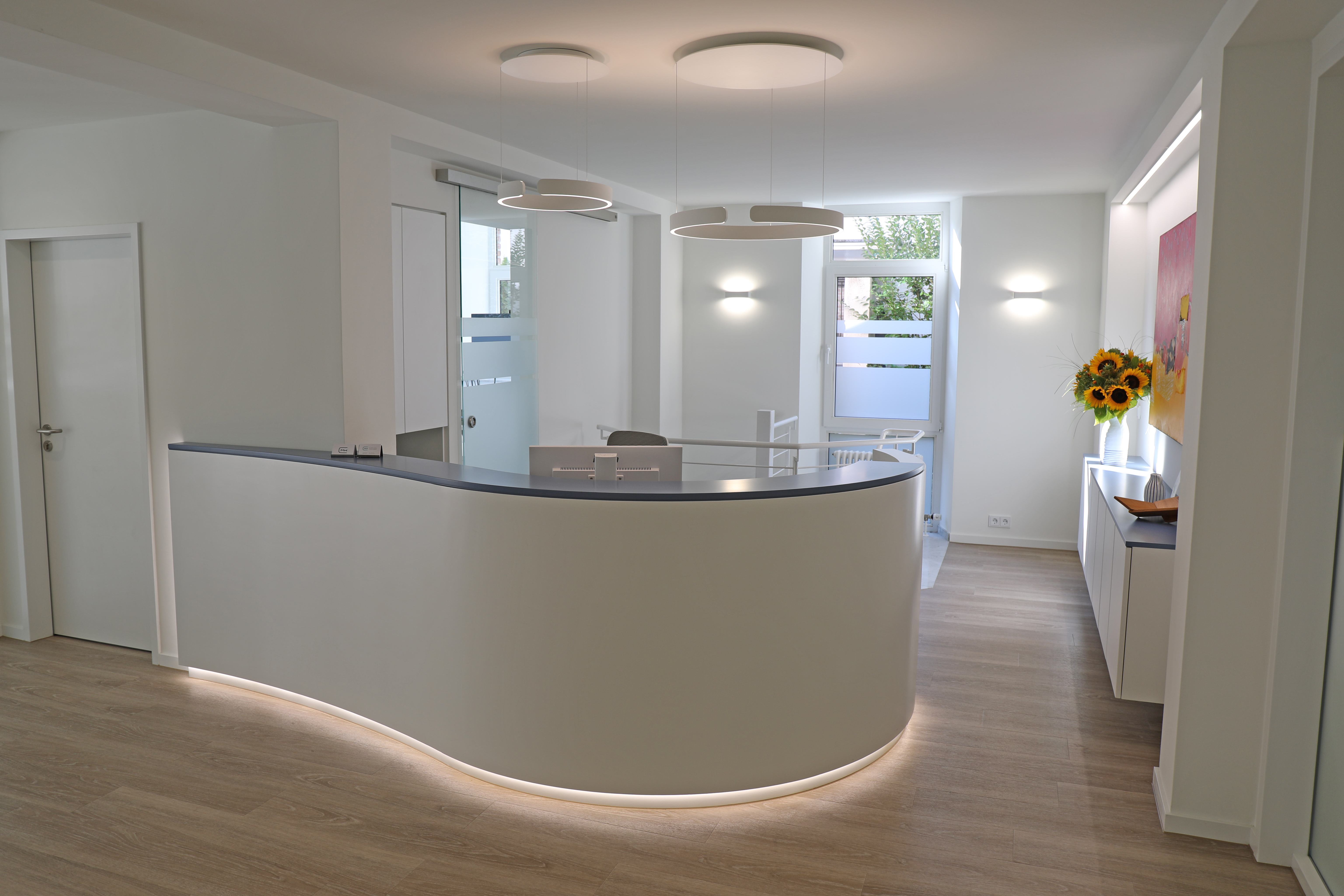 Zahnarzt Aachen Ronheider Weg  - 1 Für Adressen Und Telefonnummern.